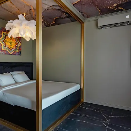 Premium By Alverna Imobiliare Apartment